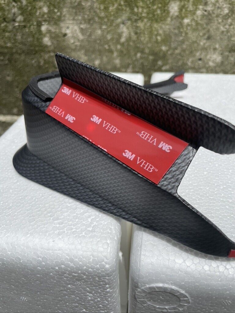 Pezzo automotive stampato in 3D - Finitura in fibra di carbonio - Ingegneria inversa e Stampa 3D Fano (PU)
