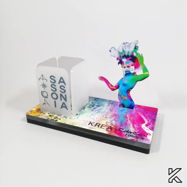 Desk_Color_1